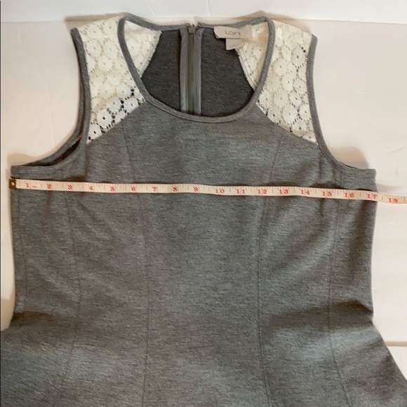 Loft Outlet Gray Dress With Creme Lace Size 4 - Picture 5 of 7